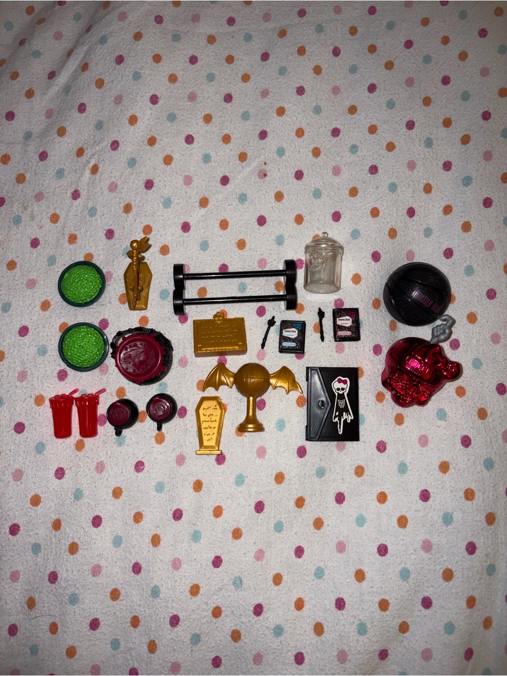 Monster High G1 Fold Out High School Playset Replacement Accessory Lot